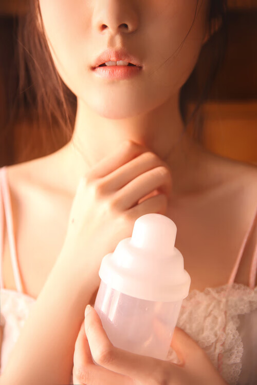 “闪电超车瞬间！”——赛车界的年度绝美瞬间，闪电跑车